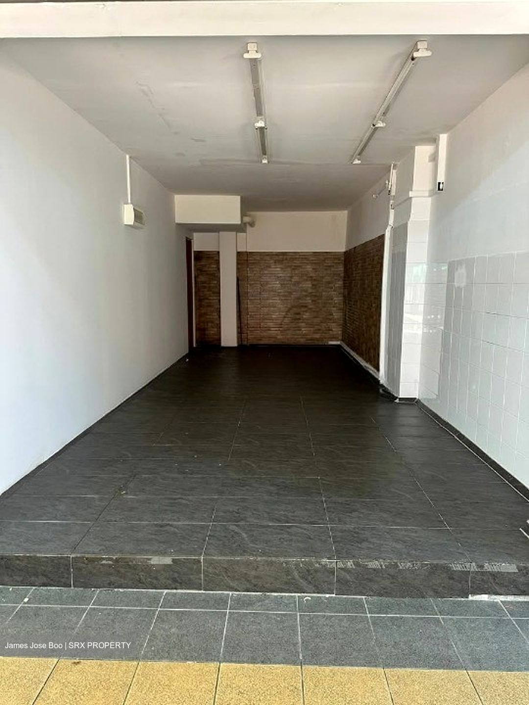 Toa Payoh Central (D12), Shop House #621344691